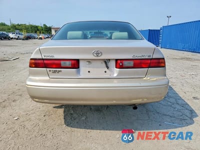 Zdjęcie 6 z 12 samochodu: 1999 TOYOTA CAMRY LE VIN:4T1BG22K9XU484313 - miniatura