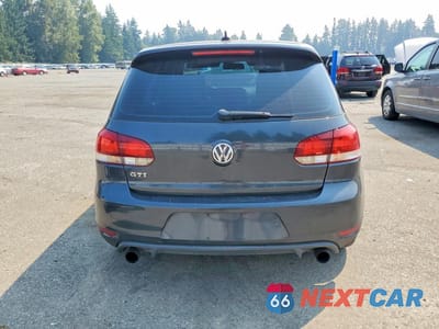 Zdjęcie 6 z 14 samochodu: 2010 VOLKSWAGEN GTI VIN:WVWHD7AJ8AW225837 - miniatura