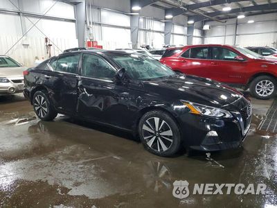 Czwarte zdjęcie samochodu z boku: 2021 NISSAN ALTIMA SV VIN:1N4BL4DW3MN416001 - miniatura