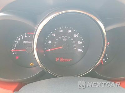 Zdjęcie 9 z 12 samochodu: 2010 KIA SOUL + VIN:KNDJT2A21A7130479 - miniatura