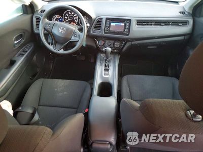 Zdjęcie 8 z 13 samochodu: 2018 HONDA HR-V LX VIN:3CZRU6H3XJG721060 - miniatura