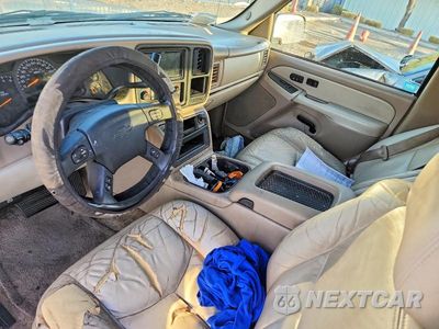 Zdjęcie 8 z 14 samochodu: 2003 CHEVROLET TAHOE K1500 VIN:1GNEK13Z33J169175 - miniatura