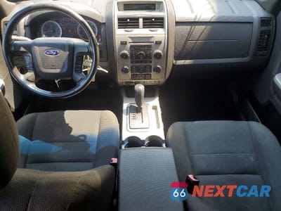 Zdjęcie 8 z 13 samochodu: 2009 FORD ESCAPE XLT VIN:1FMCU03G39KC59539 - miniatura