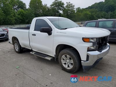 Czwarte zdjęcie samochodu z boku: 2020 CHEVROLET SILVERADO C1500 VIN:3GCNWAEF6LG283141 - miniatura