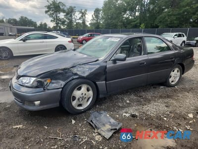 2000 LEXUS ES 300 JT8BF28G5Y5102105 - główne zdjęcie licytacji z USA - miniatura
