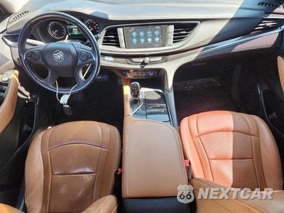Zdjęcie 8 z 13 samochodu: 2019 BUICK ENCLAVE ESSENCE VIN:5GAEVAKW3KJ102826 - miniatura