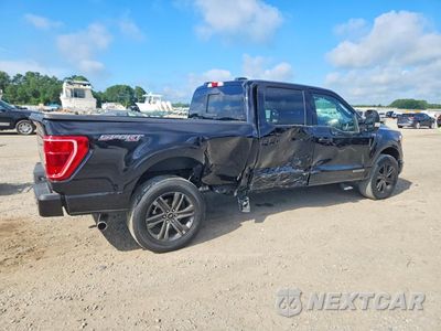 Trzecie zdjęcie samochodu z tyłu: 2022 FORD F150 SUPERCREW VIN:1FTFW1ED1NFA42935 - miniatura