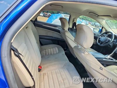 Zdjęcie 10 z 13 samochodu: 2018 FORD FUSION S VIN:3FA6P0G73JR129429 - miniatura