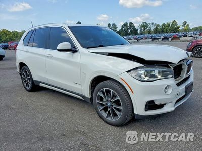 Czwarte zdjęcie samochodu z boku: 2017 BMW X5 SDRIVE35I VIN:5UXKR2C33H0U24475 - miniatura