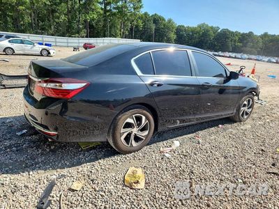 Trzecie zdjęcie samochodu z tyłu: 2017 HONDA ACCORD LX VIN:1HGCR2F3XHA226165 - miniatura