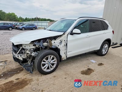 2015 BMW X5 XDRIVE35I 5UXKR0C53F0P05680 - główne zdjęcie licytacji z USA - miniatura