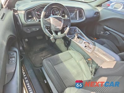 Zdjęcie 8 z 12 samochodu: 2015 DODGE CHALLENGER SXT VIN:2C3CDZAT3FH702305 - miniatura