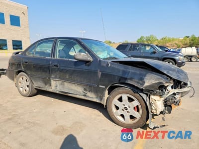 Czwarte zdjęcie samochodu z boku: 2005 NISSAN SENTRA 1.8 VIN:3N1CB51D35L479694 - miniatura