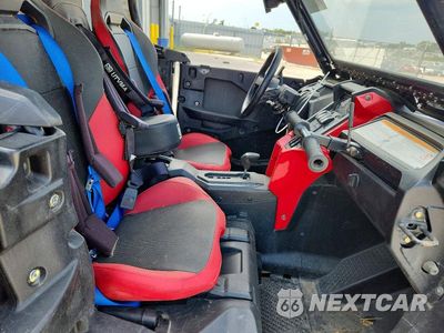 Piąte zdjęcie samochodu w środku: 2020 HONDA SXS1000 S4 VIN:1HFVE06A3L4001539 - miniatura