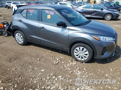 Czwarte zdjęcie samochodu z boku: 2021 NISSAN KICKS S VIN:3N1CP5BV4ML546665 - miniatura