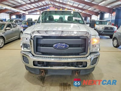 Piąte zdjęcie samochodu w środku: 2016 FORD F250 SUPER DUTY VIN:1FT7X2B60GED07995 - miniatura