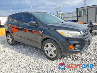 Czwarte zdjęcie samochodu z boku: 2017 FORD ESCAPE S VIN:1FMCU0F78HUB89759 - miniatura