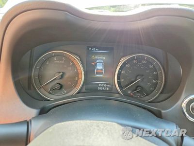 Zdjęcie 9 z 12 samochodu: 2019 INFINITI Q50 3.0T LUXE VIN:JN1EV7AR9KM558134 - miniatura