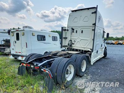 Czwarte zdjęcie samochodu z boku: 2023 FREIGHTLINER CASCADIA 126 VIN:3AKJHHDR5PSNT0278 - miniatura
