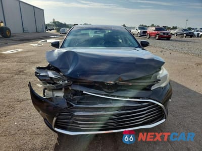 Piąte zdjęcie samochodu w środku: 2016 TOYOTA AVALON XLE VIN:4T1BK1EB9GU198692 - miniatura
