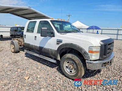 Czwarte zdjęcie samochodu z boku: 2009 FORD F350 SUPER DUTY VIN:1FDSW35599EA94212 - miniatura
