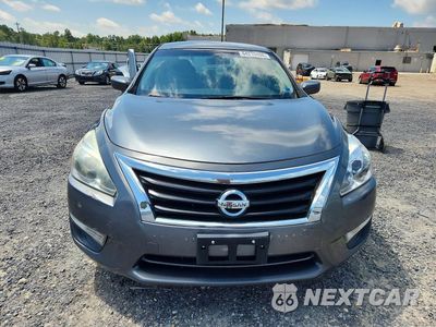 Piąte zdjęcie samochodu w środku: 2015 NISSAN ALTIMA 2.5 S VIN:1N4AL3AP1FC137860 - miniatura