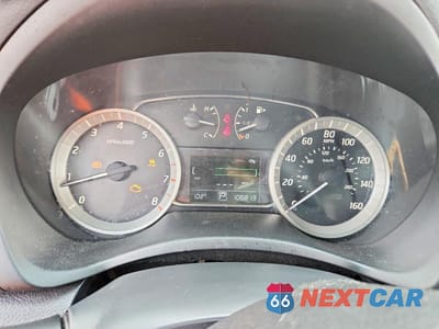 Zdjęcie 9 z 12 samochodu: 2015 NISSAN SENTRA SR VIN:3N1AB7AP6FY302624 - miniatura