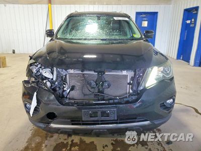 Piąte zdjęcie samochodu w środku: 2017 NISSAN PATHFINDER PLATINUM VIN:5N1DR2MM8HC679652 - miniatura