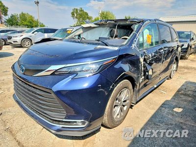 2024 TOYOTA SIENNA XLE 7-PASSENGER 5TDJSKFC7RS146305 - główne zdjęcie licytacji z USA - miniatura