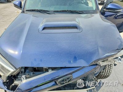 Zdjęcie 12 z 14 samochodu: 2018 TOYOTA 4RUNNER TRD OFF-ROAD PREMIUM VIN:JTEBU5JR5J5602822 - miniatura