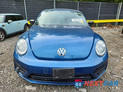 Piąte zdjęcie samochodu w środku: 2017 VOLKSWAGEN BEETLE 1.8T VIN:3VWF17AT8HM613398 - miniatura