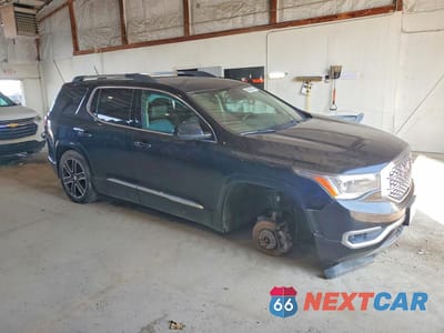 Czwarte zdjęcie samochodu z boku: 2017 GMC ACADIA DENALI VIN:1GKKNXLS1HZ123947 - miniatura