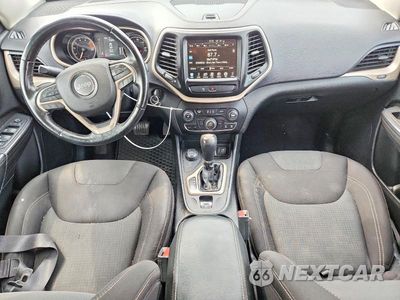 Zdjęcie 8 z 13 samochodu: 2017 JEEP CHEROKEE LATITUDE VIN:1C4PJMCS1HW529708 - miniatura