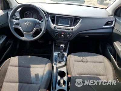 Zdjęcie 8 z 12 samochodu: 2018 HYUNDAI ACCENT SE VIN:3KPC24A3XJE016397 - miniatura