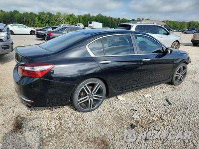 Trzecie zdjęcie samochodu z tyłu: 2017 HONDA ACCORD SPORT VIN:1HGCR2F5XHA051272 - miniatura