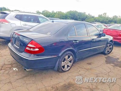Trzecie zdjęcie samochodu z tyłu: 2004 MERCEDES-BENZ E 500 4MATIC VIN:WDBUF83J44X162938 - miniatura