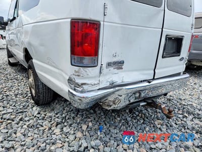 Zdjęcie 9 z 10 samochodu: 2007 FORD ECONOLINE E350 SUPER DUTY WAGON VIN:1FBSS31LX7DB12311 - miniatura