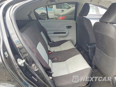 Zdjęcie 10 z 12 samochodu: 2013 TOYOTA PRIUS C THREE VIN:JTDKDTB31D1534503 - miniatura