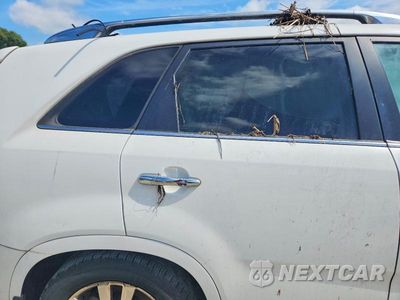 Zdjęcie 11 z 13 samochodu: 2013 KIA SORENTO SX VIN:5XYKWDA24DG385044 - miniatura