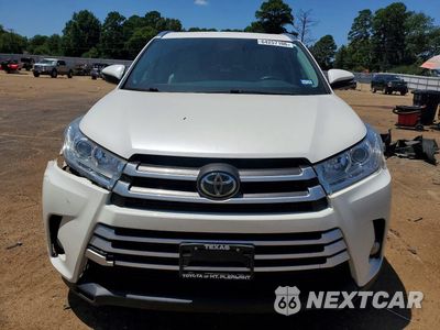 Piąte zdjęcie samochodu w środku: 2019 TOYOTA HIGHLANDER XLE VIN:5TDKZRFH5KS567255 - miniatura