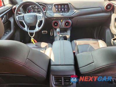 Zdjęcie 8 z 12 samochodu: 2019 CHEVROLET BLAZER RS VIN:3GNKBJRS4KS688357 - miniatura