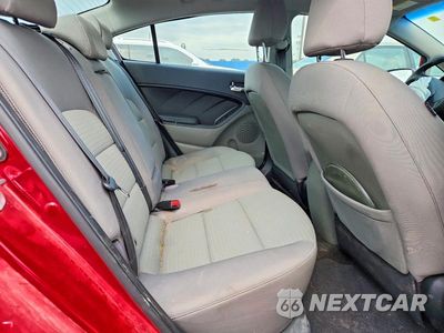 Zdjęcie 10 z 13 samochodu: 2014 KIA FORTE LX VIN:KNAFX4A60E5102776 - miniatura