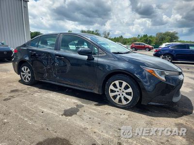 Czwarte zdjęcie samochodu z boku: 2021 TOYOTA COROLLA LE VIN:5YFEPMAEXMP169151 - miniatura