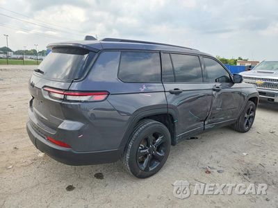 Trzecie zdjęcie samochodu z tyłu: 2025 JEEP GRAND CHEROKEE L LAREDO VIN:1C4RJKAG0S8665061 - miniatura