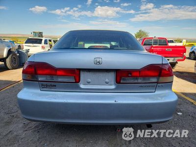Zdjęcie 6 z 12 samochodu: 2002 HONDA ACCORD EX VIN:JHMCG56612C018251 - miniatura