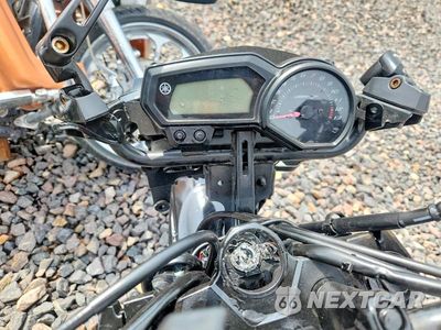 Zdjęcie 7 z 8 samochodu: 2012 YAMAHA FZ6 R VIN:JYARJ18E3CA009893 - miniatura