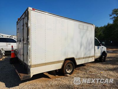 Trzecie zdjęcie samochodu z tyłu: 2008 FORD E450 BOX TRUCK VIN:1FDXE45S58DB57895 - miniatura