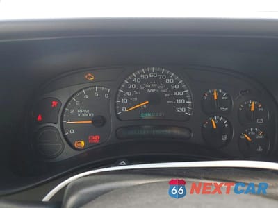 Zdjęcie 9 z 12 samochodu: 2005 GMC NEW SIERRA K1500 VIN:1GTEK14T05Z104971 - miniatura