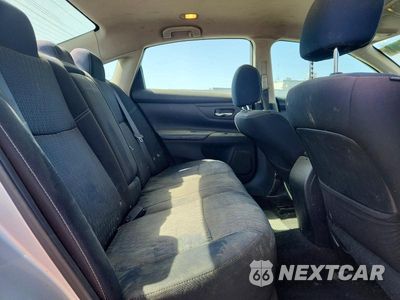 Zdjęcie 10 z 12 samochodu: 2016 NISSAN ALTIMA 2.5 S VIN:1N4AL3AP5GC219494 - miniatura