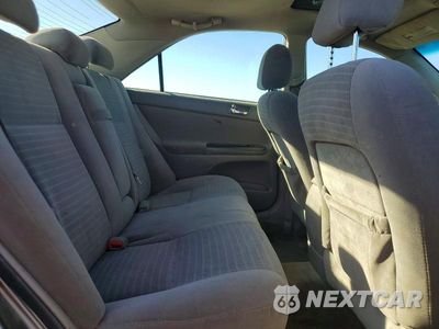 Zdjęcie 10 z 12 samochodu: 2006 TOYOTA CAMRY LE VIN:4T1BE32KX6U722728 - miniatura